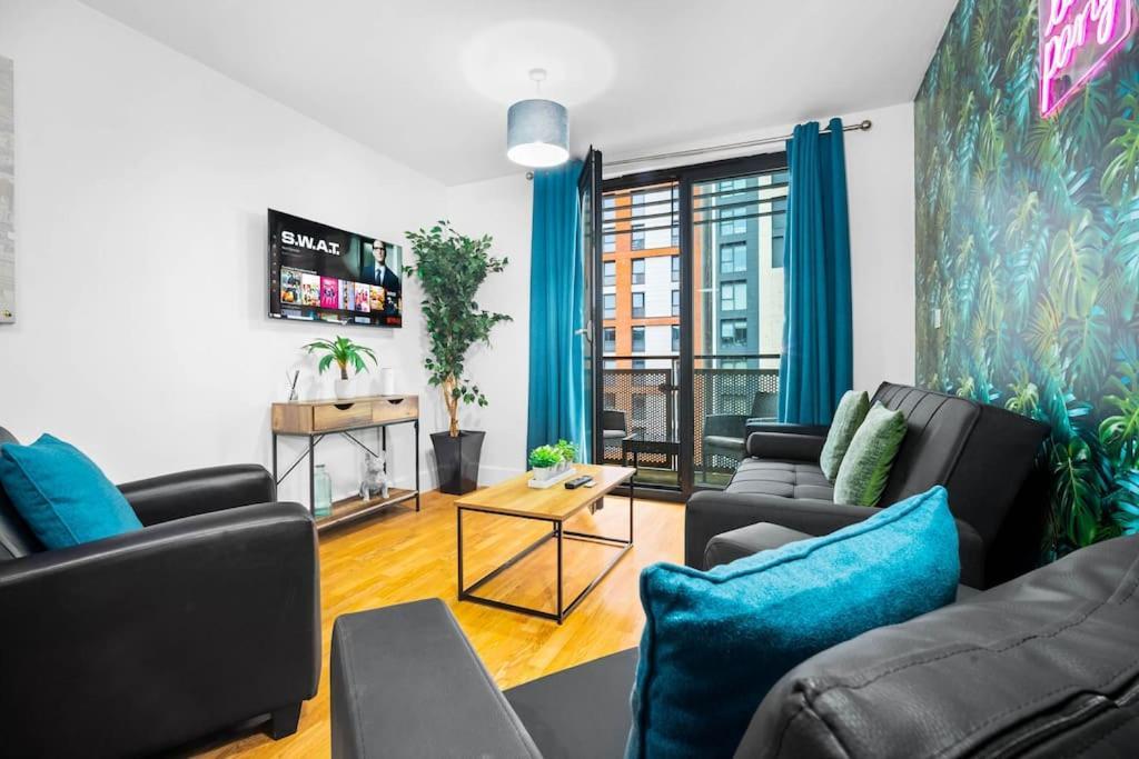 Funky Arcadian Centre Apartment By Azura Nights Бирмингем Экстерьер фото